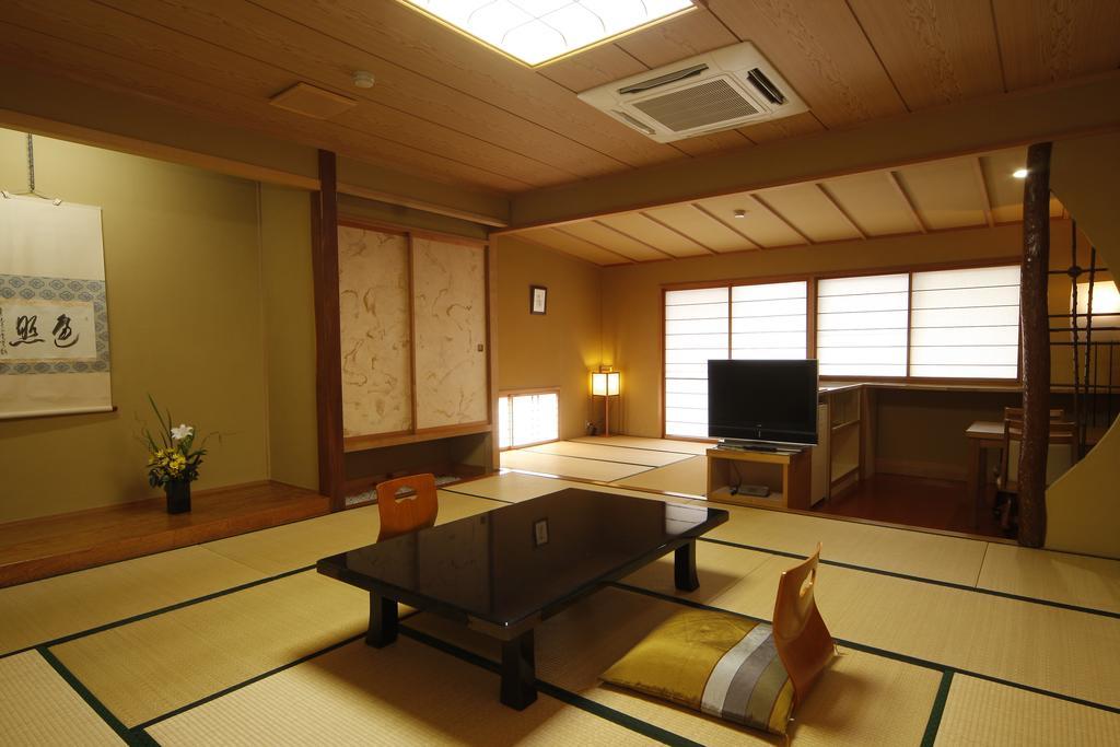 Hotel Tsuki No Shizuka Matsumoto Habitación foto
